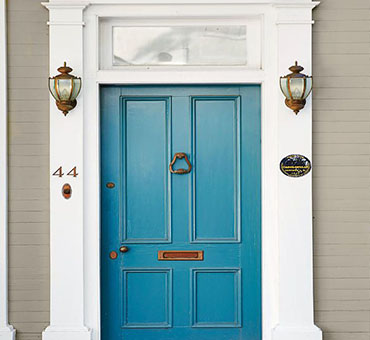 Wooden door decoration acceptance method